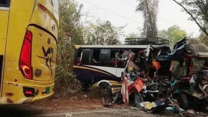 মর্মান্তিক সড়ক দুর্ঘটনায় ঈদের দিনে দেশের ছয় জেলায় ১৪ জন নিহত